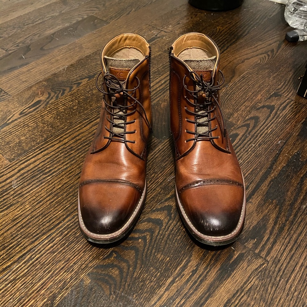Kenneth Cole Reaction boots